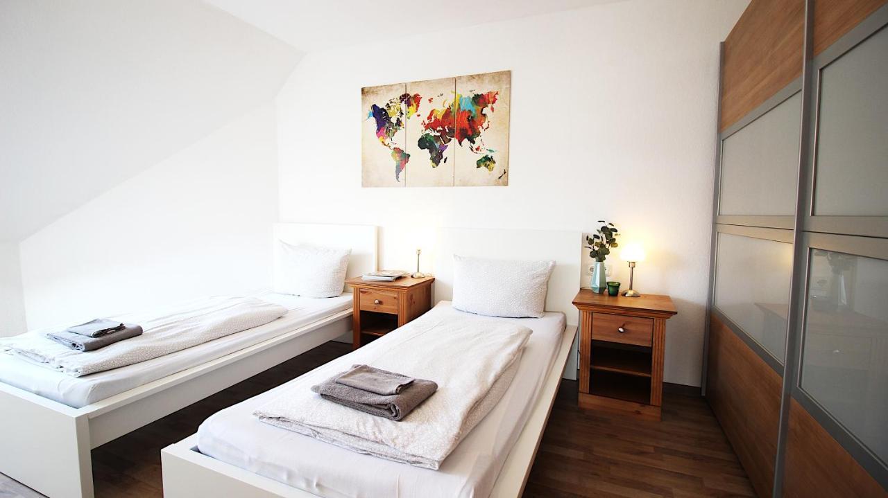 Homie Stay Zell - Apartment Mit Privatparkplatz Zell am Main Eksteriør billede