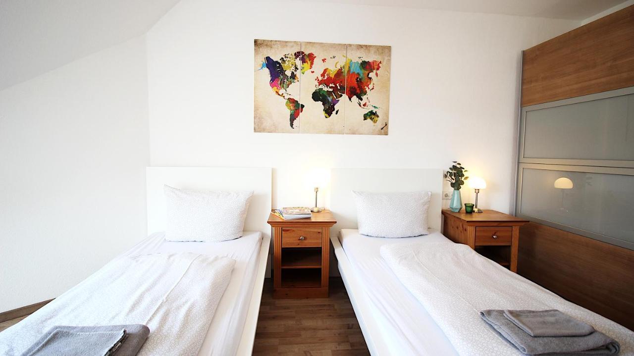 Homie Stay Zell - Apartment Mit Privatparkplatz Zell am Main Eksteriør billede